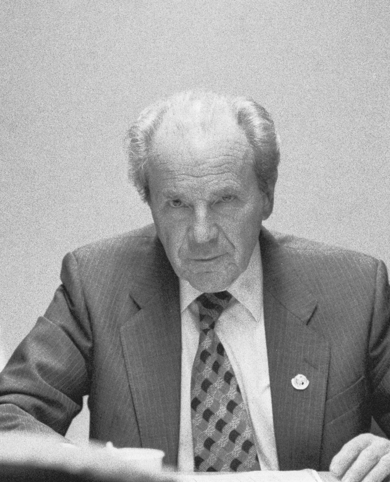 Marx_40-90 Heinz Marx mit 77 Jahren gestorben