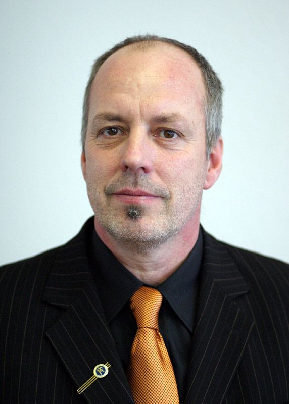 LANG Siegmund_2005 Optisch ansprechende Passeinträge