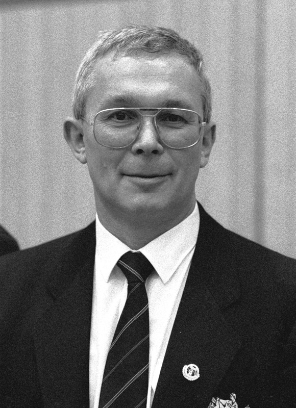 SIEGEL Hans_1990 Vorstand der Sektion Taekwondo will eigenen Verband