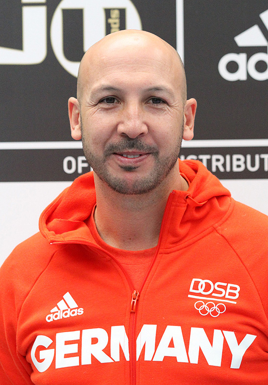 ACHARKI Aziz_2016_DEM_0941 Aziz Acharki wird mit NRW-Sportplakette ausgezeichnet